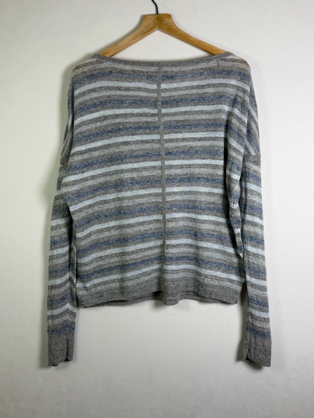 Rag & Bone Women’s Striped 100% Linen Knit Sweater Sz M Gray Blue Coastal *Flaw - Picture 6 of 9